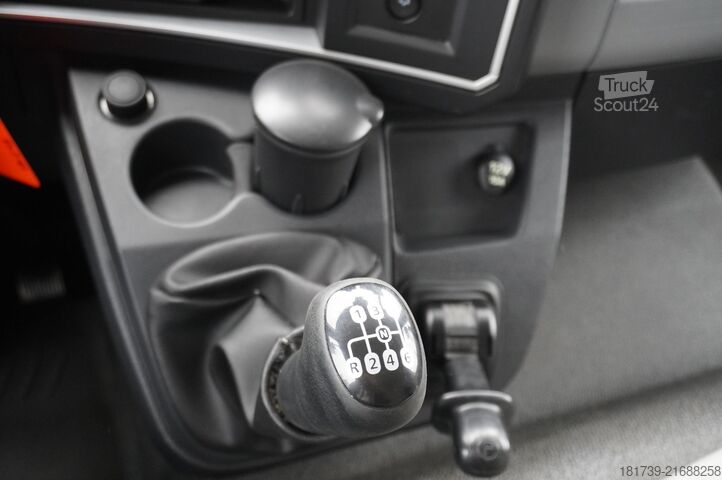 Kühlschrank Renault D210 12T / Bitemperature Refrigerator /