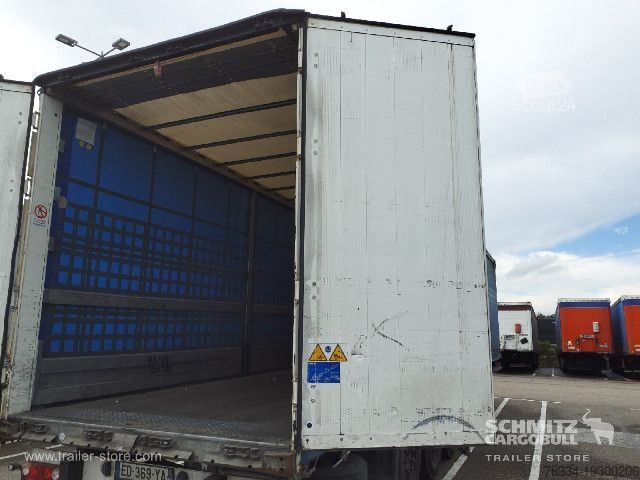 Auflieger mit Pritsche & Plane Schmitz Cargobull Semitrailer Curtainsider Standard