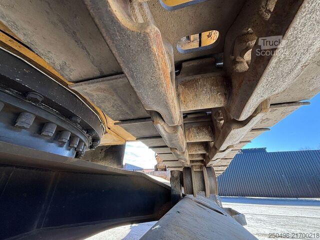 гусеничний екскаватор Caterpillar 330 FL AC / CENTRAL LUBRICATION / S70 oilquick