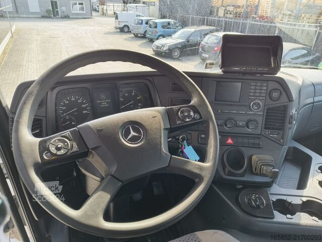 Mixer Mercedes-Benz 3240 8x4 Intermix 10m³