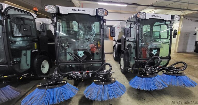 Straatveger Multihog CV350