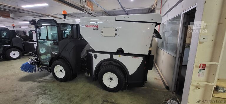 Straatveger Multihog CV350