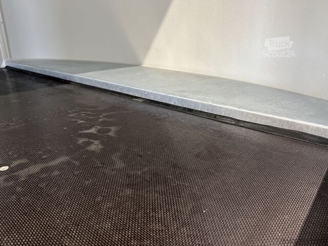 Motorcykeltrailer Cheval Liberte Debon C300 Roadster Tür Kofferanhänger