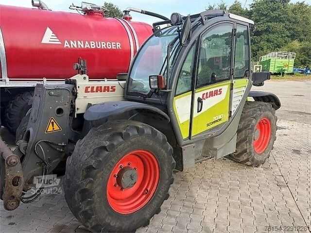  CLAAS Scorpion 7030