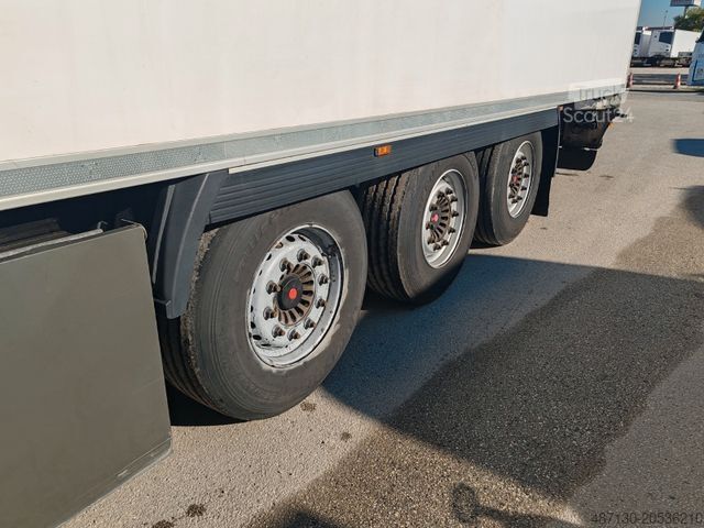 Refriģeratora puspiekabe LAMBERET LVFS 3