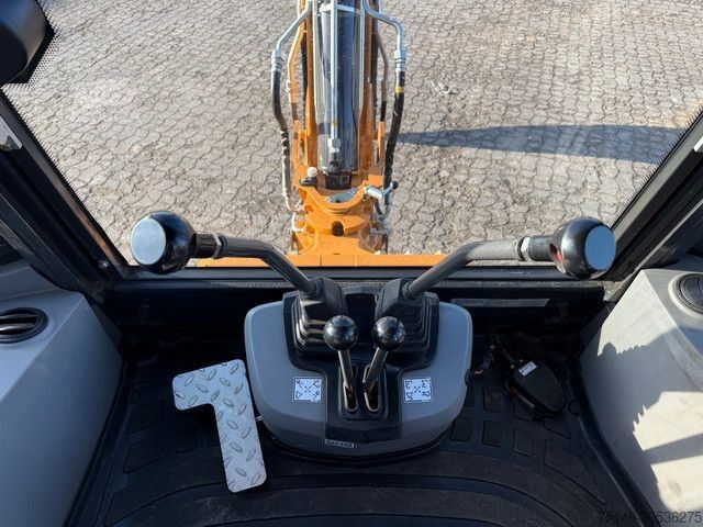 Chargeuse-pelleteuse CASE 570SV, 4+1 Schaufel, Telestiel, Palettengabel,AC