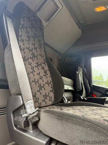 Standart çekici ünitesi SCANIA R 450