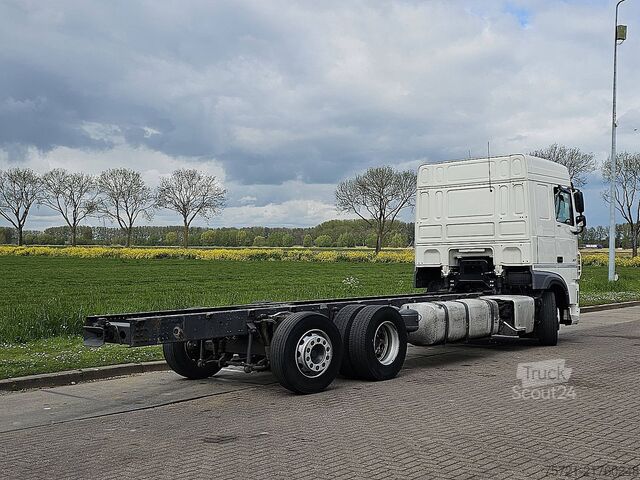 Châssis avec cabine DAF XF 480 6x2*4