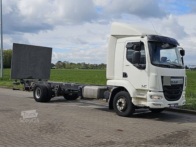 Châssis avec cabine DAF LF 250 16T
