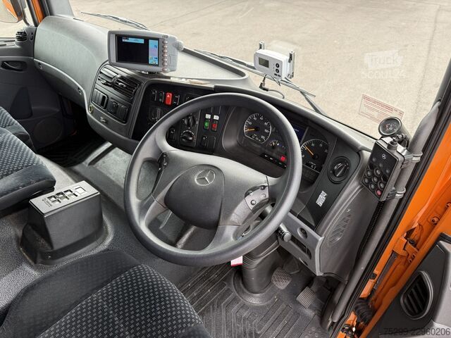Axor 2533 6x2*4 Ochsner Mercedes-Benz Axor 2533 6x2*4 Ochsner