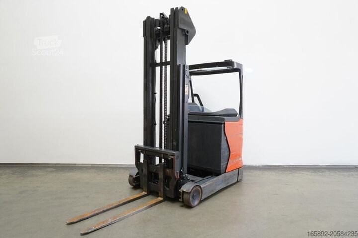 Schubmaststapler Linde R 14 1120