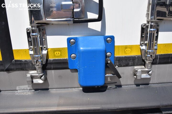 Semirremolque frigorífico KRONE SDR Cool Liner FP 45 ThermoKing SLXi 300