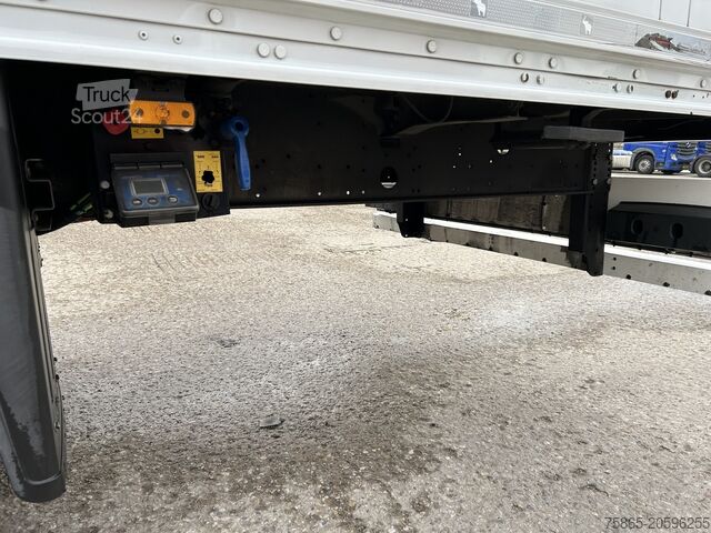 Maleta Schmitz Cargobull SCB S3B / Box Trailer / 2x Liftaxle / APK TUV 0...