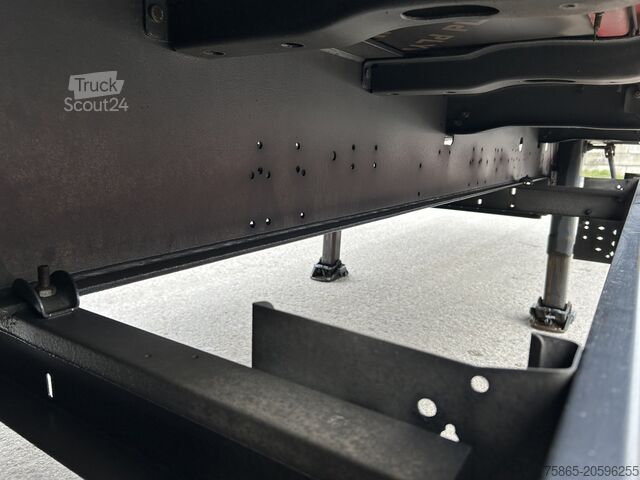 Maleta Schmitz Cargobull SCB S3B / Box Trailer / 2x Liftaxle / APK TUV 0...