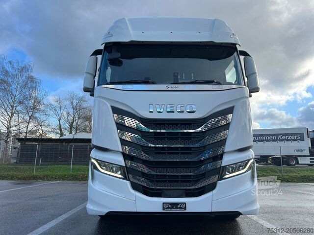 Tractor estándar Iveco 440S51T E6 S-Way Retarder Alufelgen