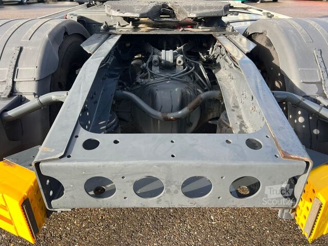 Tractor estándar Iveco 440S51T E6 S-Way Retarder Alufelgen