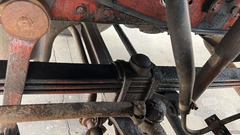 Chassi med hytt Mercedes-Benz SK 2233 (GRAND PONT / V8 AVEC 2X TURBO / BIG AXLE)