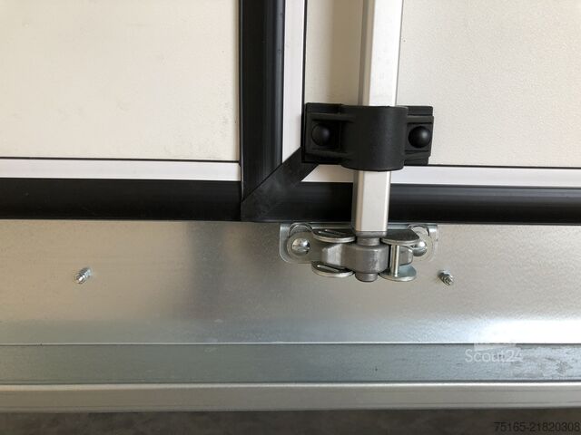 Dobozos pótkocsi Böckmann KT 3015/27 H Kofferanhänger