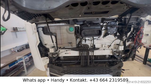 Camión de materiales peligrosos DAF XF 480 FT 4x2 Zugmaschine Bj 2023