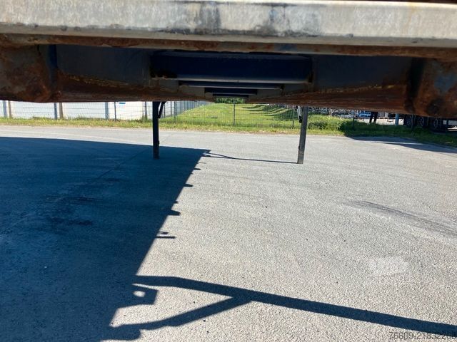Cserélhető felépítményes pótkocsi KRONE Wechselbrücke Plane