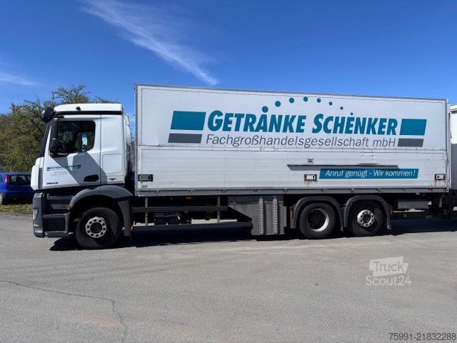 Içecek kamyonu MERCEDES-BENZ MB Antos Getränkeaufbau Schwenkwand Ladebordwand