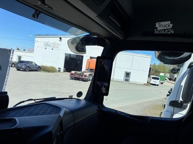 Autocarro per bevande MERCEDES-BENZ Actros 5 mit Schwenwandkoffer und Ladebordwand