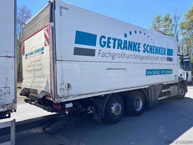 Autocarro per bevande MERCEDES-BENZ Actros 5 mit Schwenwandkoffer und Ladebordwand