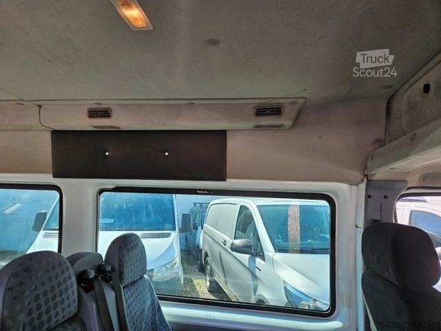 Minibusz FORD 9 SITZE|2xKLIMA|AHK|10.700¤ INVEST 2025
