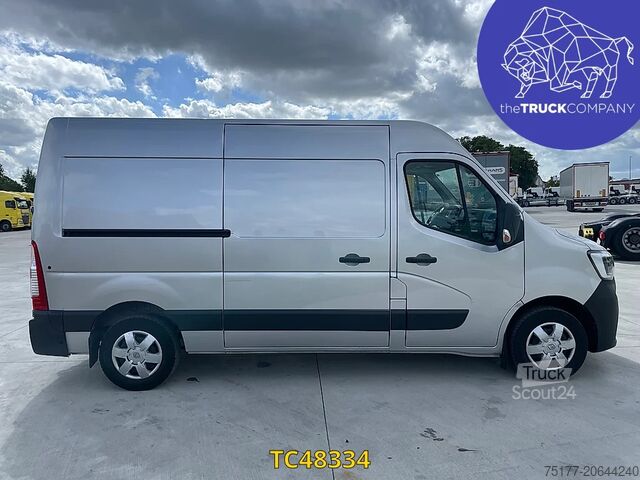 Furgão de caixa Renault Master