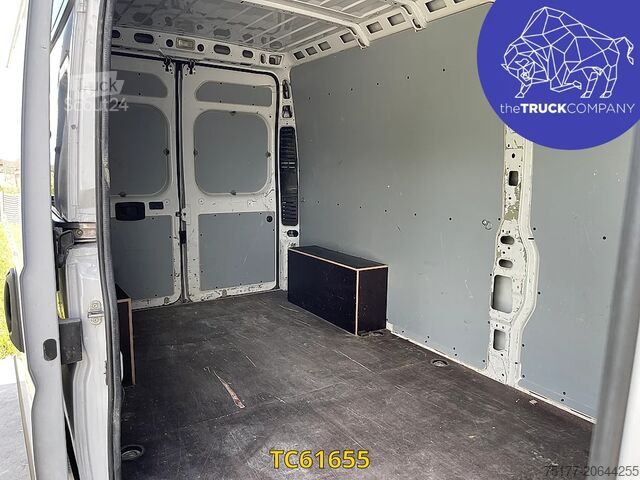 Kastenwagen Peugeot Boxer 435 L3 H2 2.2 Blue HDI