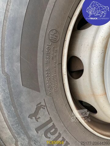 Chassi med hytt Volvo FMX 370