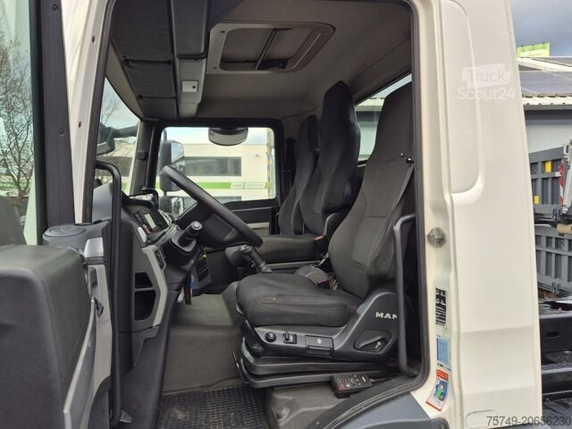 Kroghejselastbil man TGL 12.250 BL City Abrollkipper AHK Euro 6