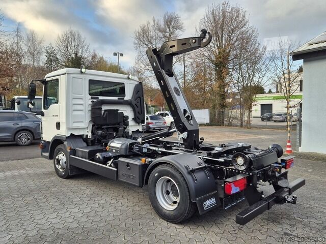 Kroghejselastbil man TGL 12.250 BL City Abrollkipper AHK Euro 6