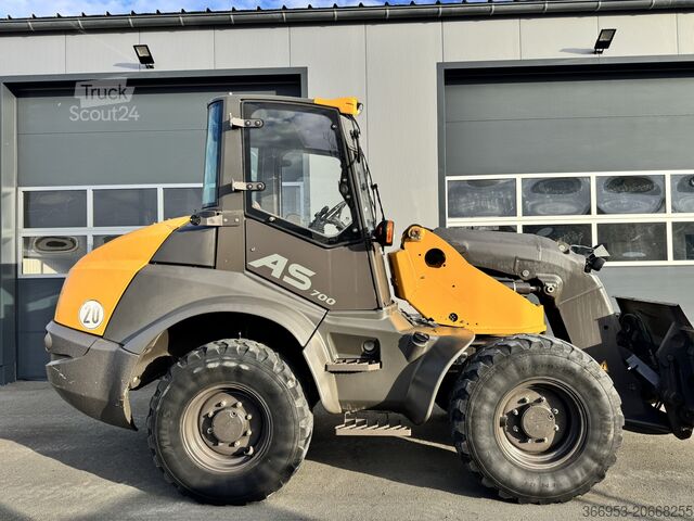 Hjullastare MECALAC AS 700 SCHWENKLADER - 1. HAND