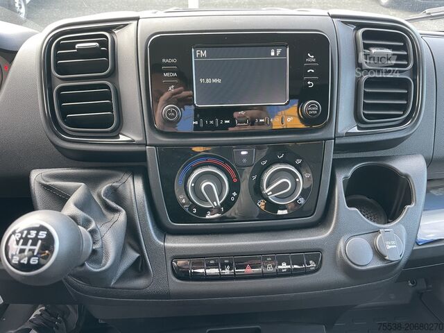 Kiepwagen bestelauto Fiat Ducato