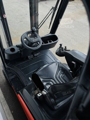 Gabelstapler Linde H20D-01