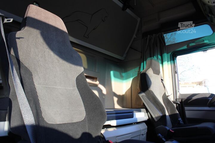 Standaard trekker MAN TGX 18.510 E6 XXL Retarder Kühlbox Navi