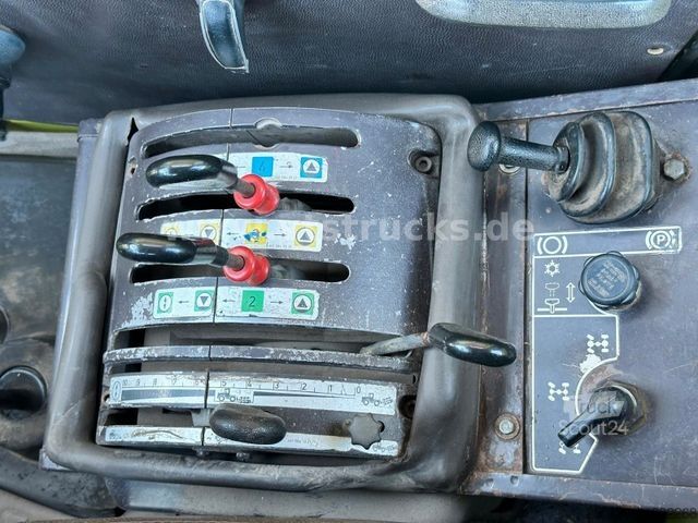 Трактор MERCEDES-BENZ MB Trac 1000