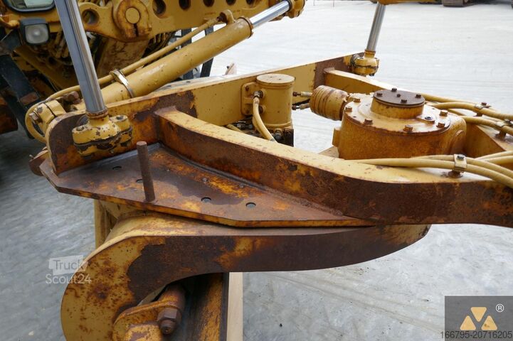 Grader Caterpillar 140H