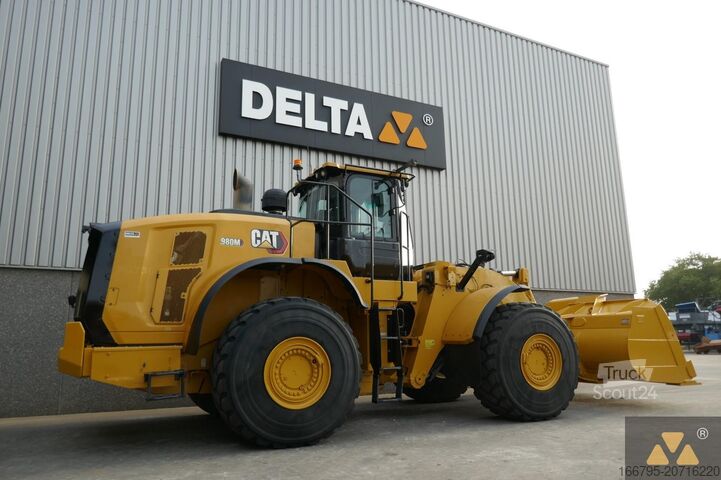 Riteņu iekrāvēji Caterpillar 980M