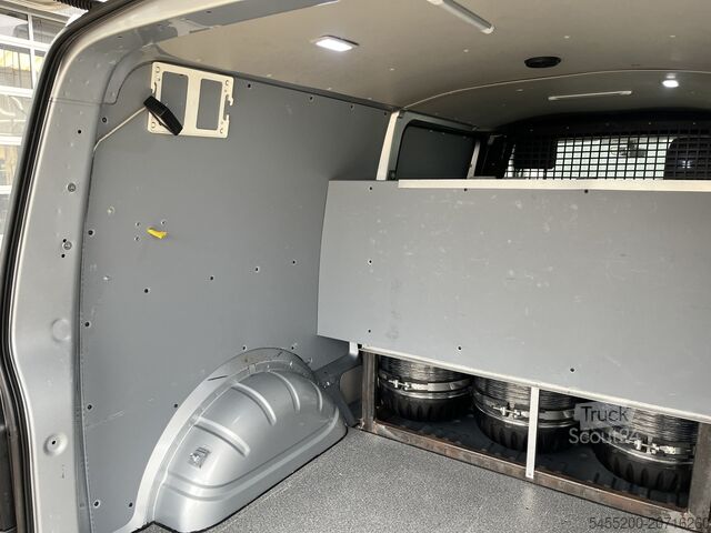 High-roof van Volkswagen Transporter 2.0 TSI L2H1 Trendline Benzine /CNG...