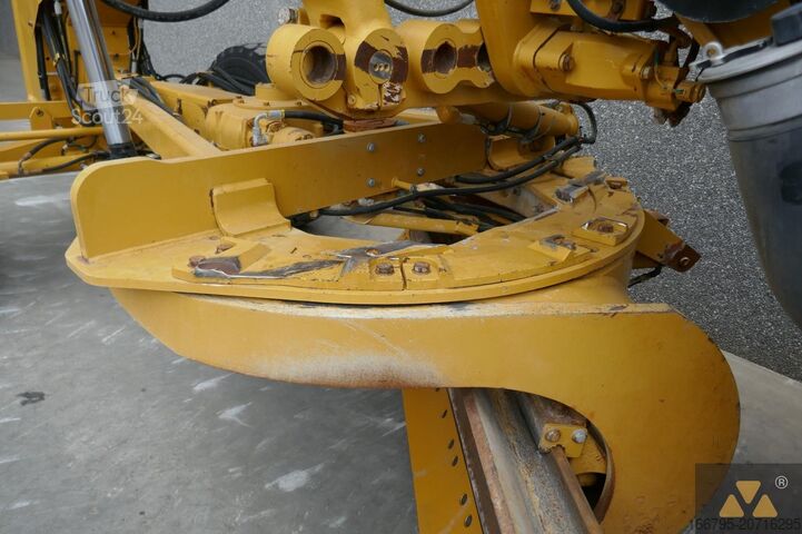 Greideris Caterpillar 160M3