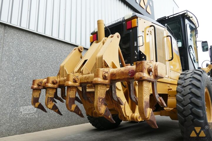 Greideris Caterpillar 120M