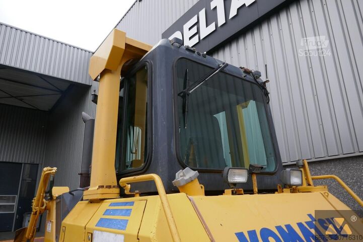 Dozer Komatsu D65PX-15EO