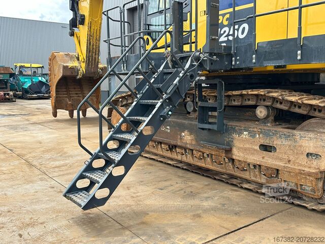 Crawler excavator Komatsu PC1250-11E0 - CE certified