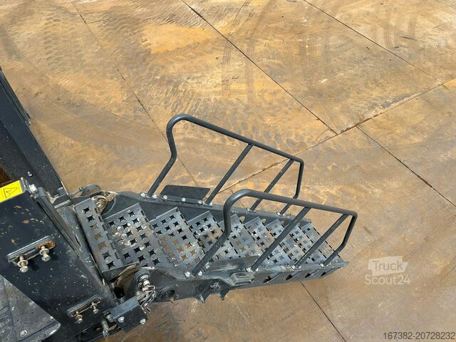 Crawler excavator Komatsu PC1250-11E0 - CE certified