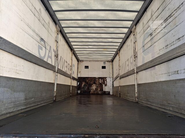 Vrachtwagen met laadplatform en zeilvrachtwagen met laadplatform en zeil RENAULT D26 WIDE 380 - 6X2 - E6 - RETARDER