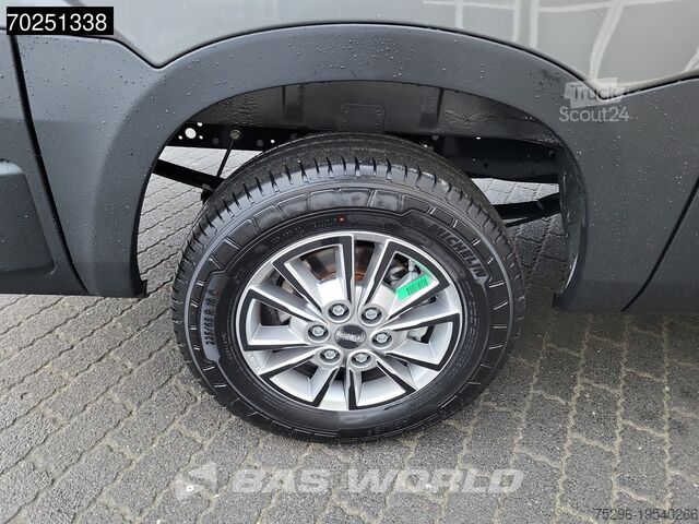 Panel van Iveco Daily 35S21 3.0L Automaat L2H1 210PK Laag Dak 2...