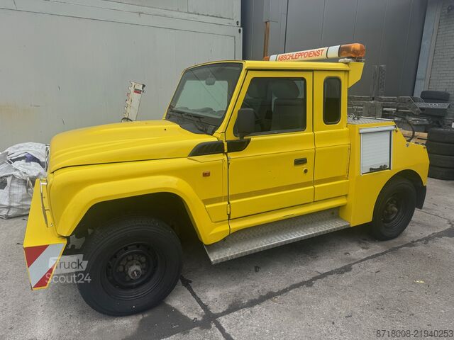 Пътна помощ / Самоходна работна машина Iveco Massif Haken / Brillenfahrzeug
