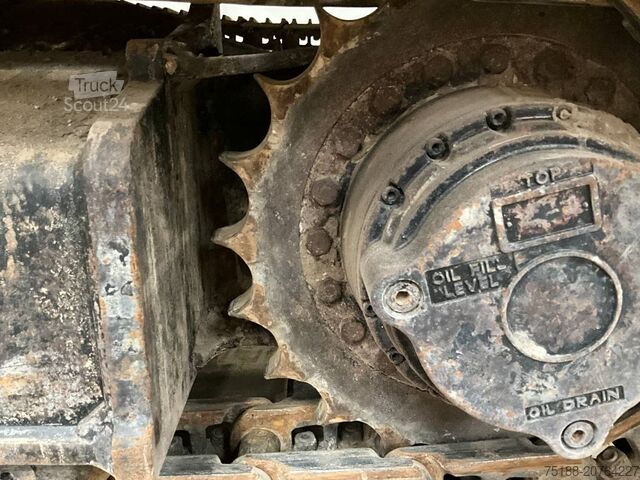 Εκσκαφέας ερπυστριοφόρος New Holland E 215 B